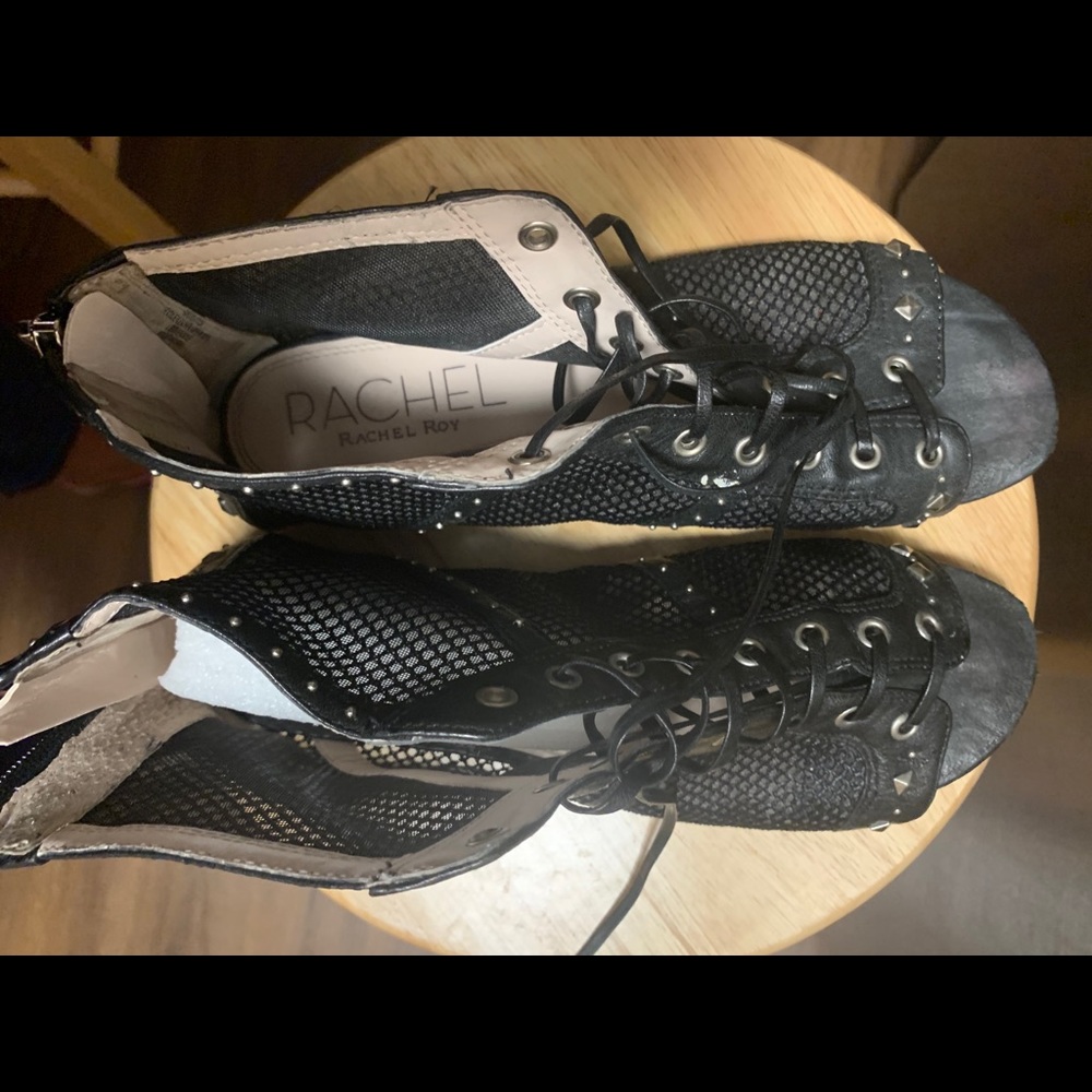 Shoes - Picture 3 of 6